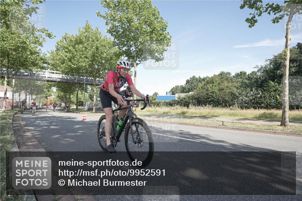 09.08.2026 - GEWOBA Citytriathlon Bremen Michael Burmester http://msf.ph/oto/9952591 09.08.2026 10:31:37 Radfahren 125, 288, 304, 365, 397, 405, 430, 454, 458, 472 meine-sportfotos.de