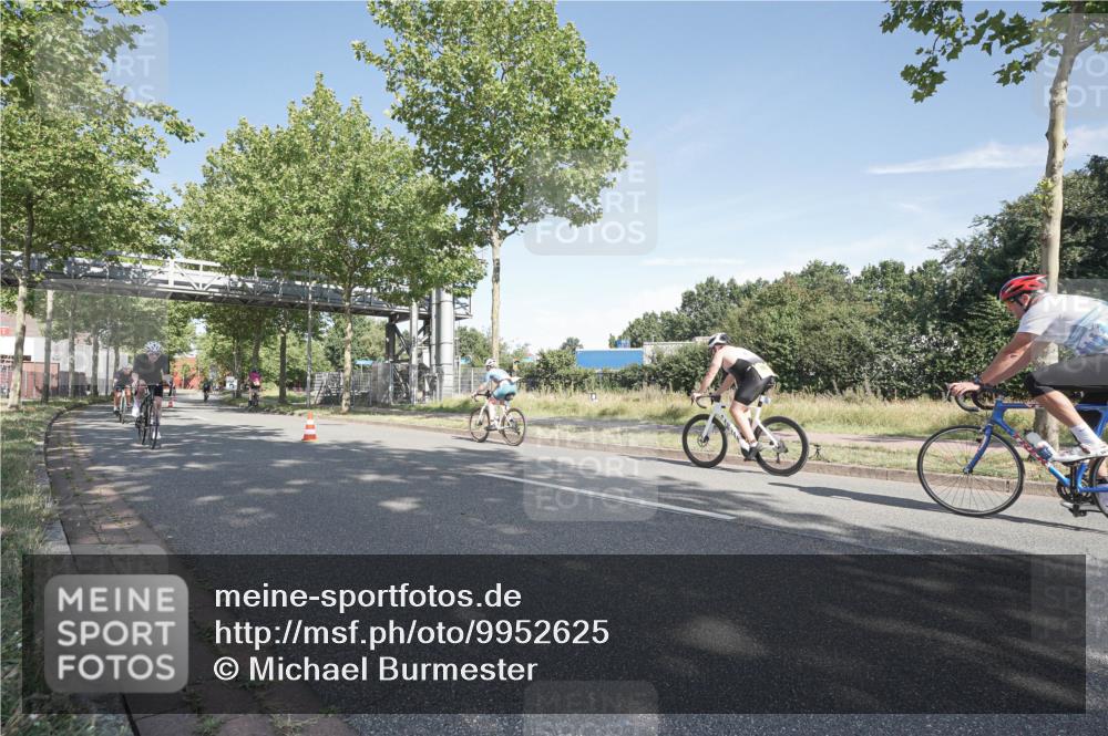 09.08.2026 - GEWOBA Citytriathlon Bremen Michael Burmester http://msf.ph/oto/9952625 09.08.2026 10:31:59 Radfahren 25, 337, 344, 481, 482, 489, 500 meine-sportfotos.de