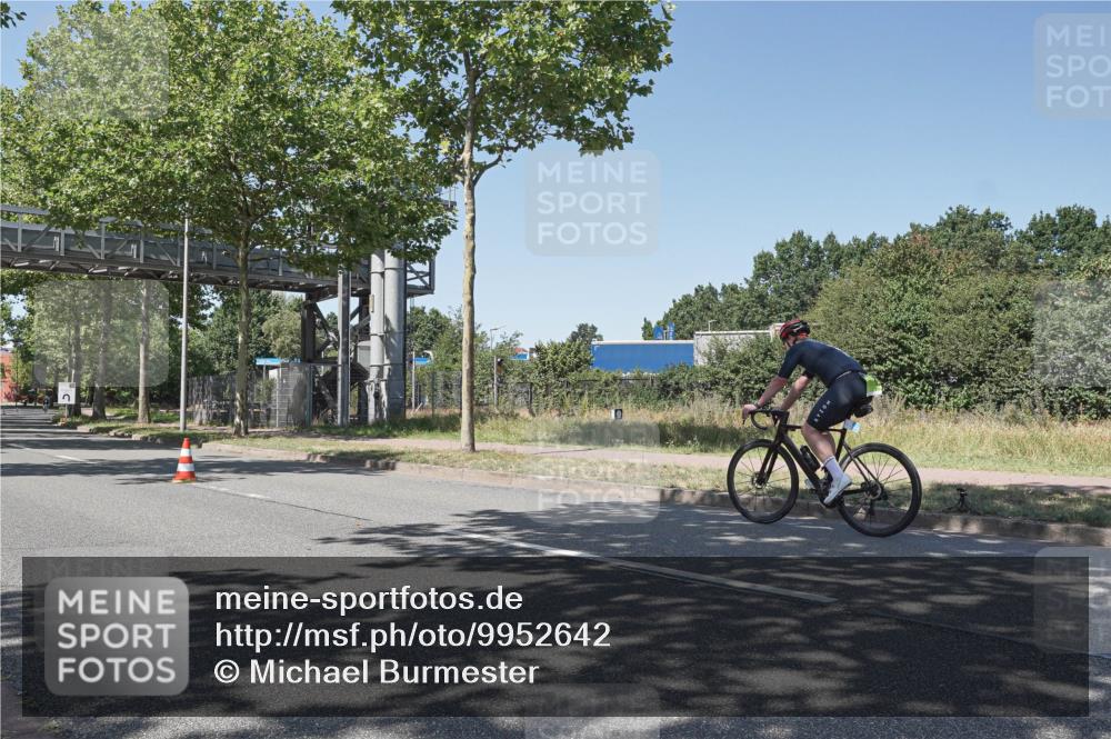 09.08.2026 - GEWOBA Citytriathlon Bremen Michael Burmester http://msf.ph/oto/9952642 09.08.2026 14:08:30 Radfahren 1, 176 meine-sportfotos.de