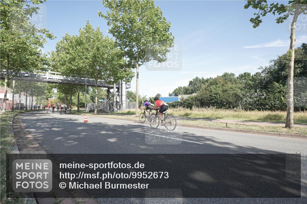09.08.2026 - GEWOBA Citytriathlon Bremen Michael Burmester http://msf.ph/oto/9952673 09.08.2026 10:32:26 Radfahren 39, 131, 239, 249, 445, 456 meine-sportfotos.de