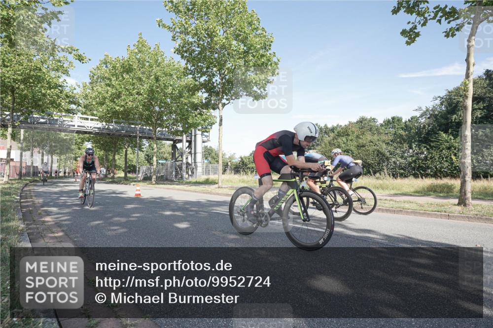 09.08.2026 - GEWOBA Citytriathlon Bremen Michael Burmester http://msf.ph/oto/9952724 09.08.2026 10:33:02 Radfahren 1, 83, 103, 173, 305, 353, 370, 413, 419, 453, 457, 486, 493, 503, 508, 526 meine-sportfotos.de