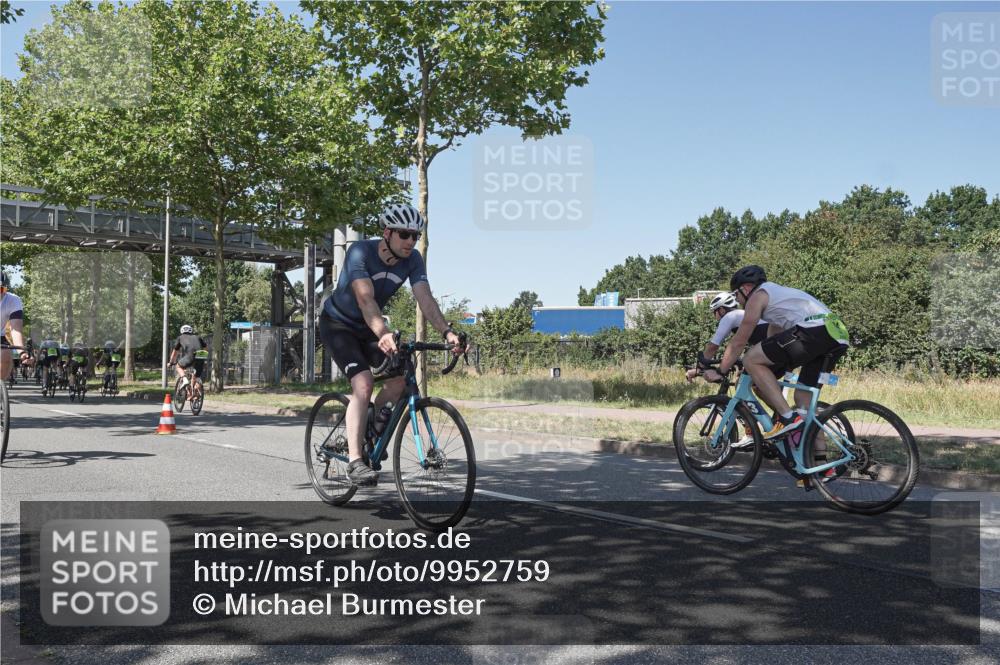 09.08.2026 - GEWOBA Citytriathlon Bremen Michael Burmester http://msf.ph/oto/9952759 09.08.2026 14:10:33 Radfahren 46, 71, 73, 81, 100, 123, 161, 162 meine-sportfotos.de