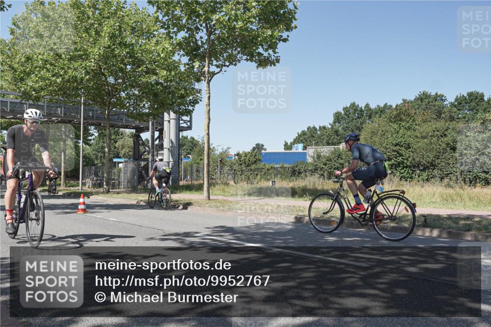 09.08.2026 - GEWOBA Citytriathlon Bremen Michael Burmester http://msf.ph/oto/9952767 09.08.2026 14:10:37 Radfahren 46, 71, 73, 81, 123, 162 meine-sportfotos.de