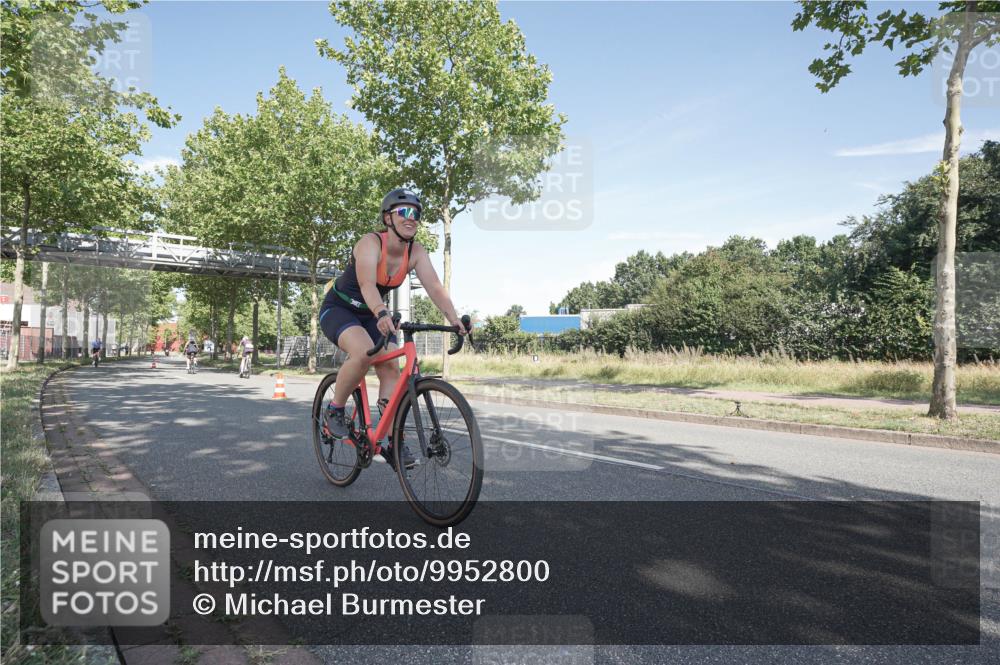 09.08.2026 - GEWOBA Citytriathlon Bremen Michael Burmester http://msf.ph/oto/9952800 09.08.2026 10:34:05 Radfahren 292, 306, 448, 490, 495, 522, 531 meine-sportfotos.de