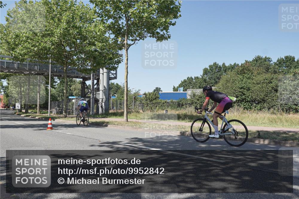 09.08.2026 - GEWOBA Citytriathlon Bremen Michael Burmester http://msf.ph/oto/9952842 09.08.2026 14:11:32 Radfahren 13, 26, 76, 84, 92, 111, 114, 117, 118, 124, 125, 128, 129, 143, 155 meine-sportfotos.de