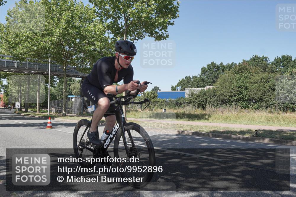 09.08.2026 - GEWOBA Citytriathlon Bremen Michael Burmester http://msf.ph/oto/9952896 09.08.2026 14:12:31 Radfahren 5, 22, 27, 45, 91, 99, 105, 135, 270 meine-sportfotos.de