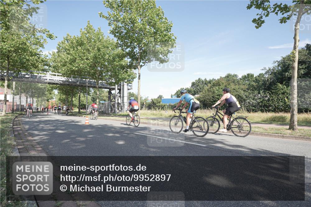 09.08.2026 - GEWOBA Citytriathlon Bremen Michael Burmester http://msf.ph/oto/9952897 09.08.2026 10:35:08 Radfahren 95, 129, 143, 169, 207, 436, 446, 467, 473, 476, 501, 513, 514, 527 meine-sportfotos.de