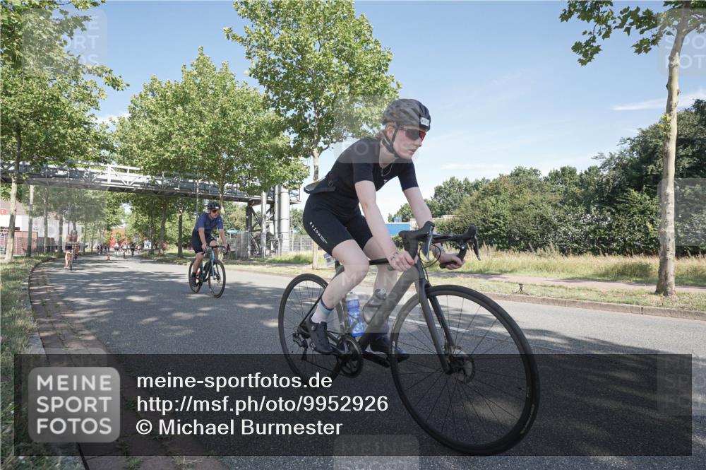09.08.2026 - GEWOBA Citytriathlon Bremen Michael Burmester http://msf.ph/oto/9952926 09.08.2026 10:35:19 Radfahren 3, 27, 129, 143, 169, 175, 195, 243, 326, 436, 440, 446, 467, 473, 476, 487, 527 meine-sportfotos.de