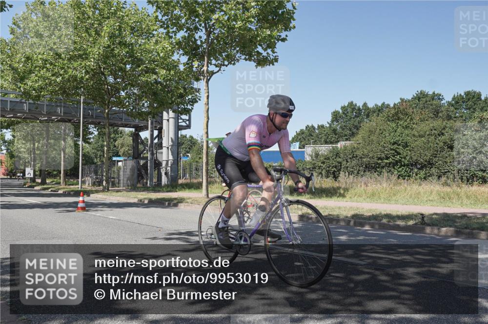 09.08.2026 - GEWOBA Citytriathlon Bremen Michael Burmester http://msf.ph/oto/9953019 09.08.2026 14:14:03 Radfahren 47, 57, 69, 126, 130, 146, 186 meine-sportfotos.de