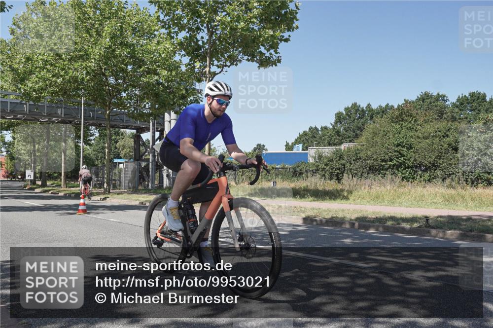 09.08.2026 - GEWOBA Citytriathlon Bremen Michael Burmester http://msf.ph/oto/9953021 09.08.2026 14:14:05 Radfahren 6, 47, 57, 69, 130, 146, 186 meine-sportfotos.de