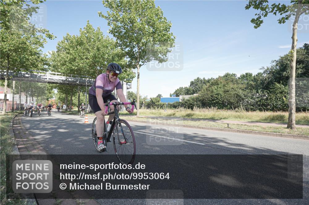 09.08.2026 - GEWOBA Citytriathlon Bremen Michael Burmester http://msf.ph/oto/9953064 09.08.2026 10:36:39 Radfahren 19, 41, 67, 93, 135, 157, 163, 191, 211, 223, 225, 281, 349, 426 meine-sportfotos.de