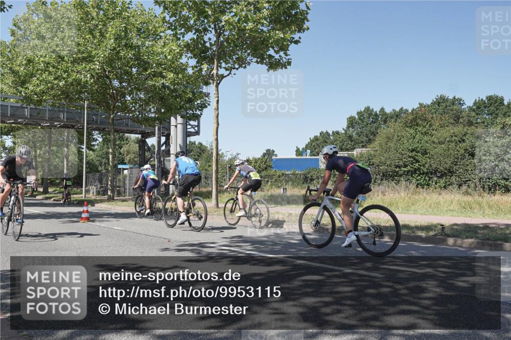 09.08.2026 - GEWOBA Citytriathlon Bremen Michael Burmester http://msf.ph/oto/9953115 09.08.2026 14:15:36 Radfahren 7, 10, 80, 122, 218, 257, 260, 263, 285, 302, 349, 354, 433 meine-sportfotos.de