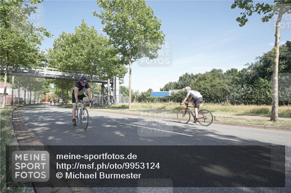 09.08.2026 - GEWOBA Citytriathlon Bremen Michael Burmester http://msf.ph/oto/9953124 09.08.2026 10:37:31 Radfahren 61, 185, 434, 459 meine-sportfotos.de