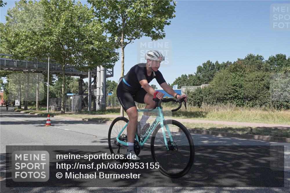 09.08.2026 - GEWOBA Citytriathlon Bremen Michael Burmester http://msf.ph/oto/9953155 09.08.2026 14:16:01 Radfahren 14, 37, 43, 89, 133, 163, 172, 182, 232, 291, 308, 329 meine-sportfotos.de