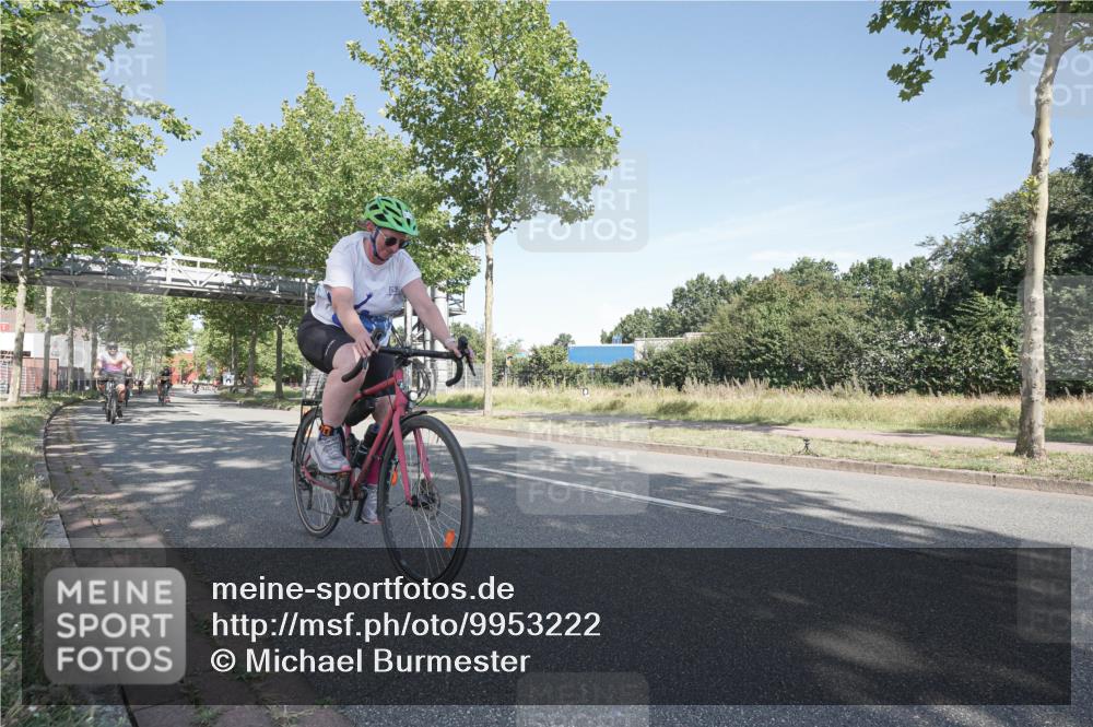 09.08.2026 - GEWOBA Citytriathlon Bremen Michael Burmester http://msf.ph/oto/9953222 09.08.2026 10:39:36 Radfahren 9, 227, 245, 431, 469, 499 meine-sportfotos.de