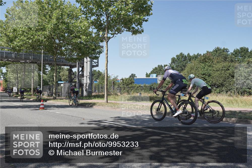 09.08.2026 - GEWOBA Citytriathlon Bremen Michael Burmester http://msf.ph/oto/9953233 09.08.2026 14:16:55 Radfahren 106, 236, 286, 334, 339 meine-sportfotos.de