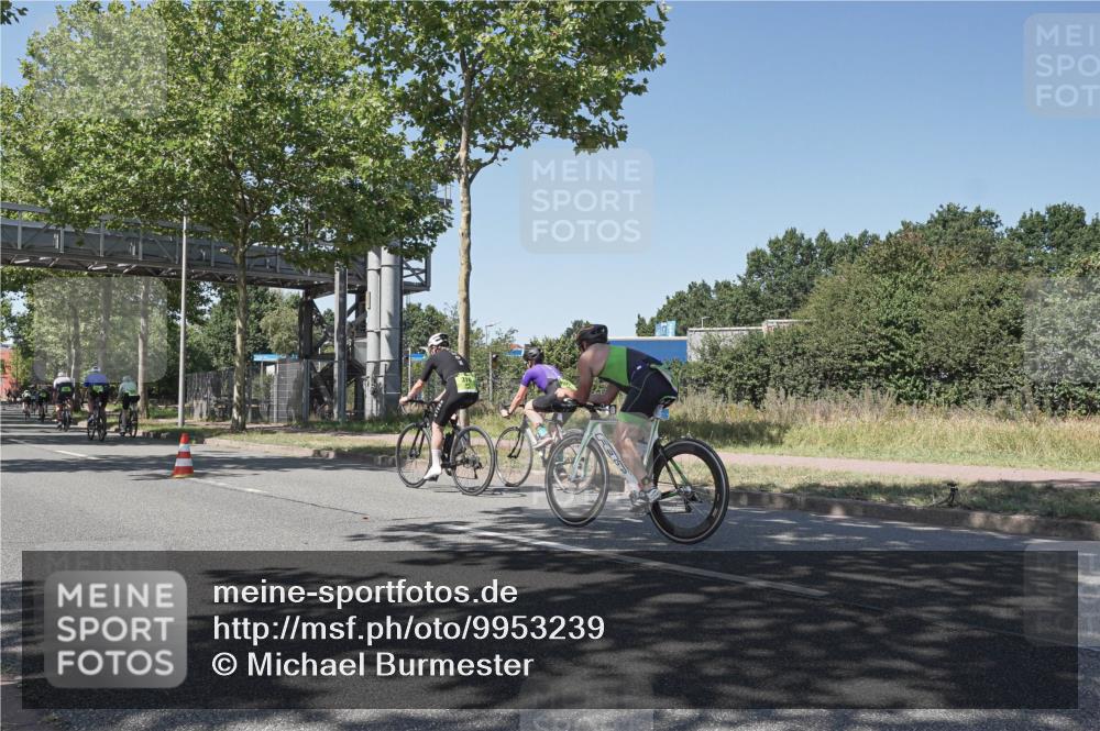 09.08.2026 - GEWOBA Citytriathlon Bremen Michael Burmester http://msf.ph/oto/9953239 09.08.2026 14:16:58 Radfahren 106, 211, 236, 286, 334, 339, 396 meine-sportfotos.de