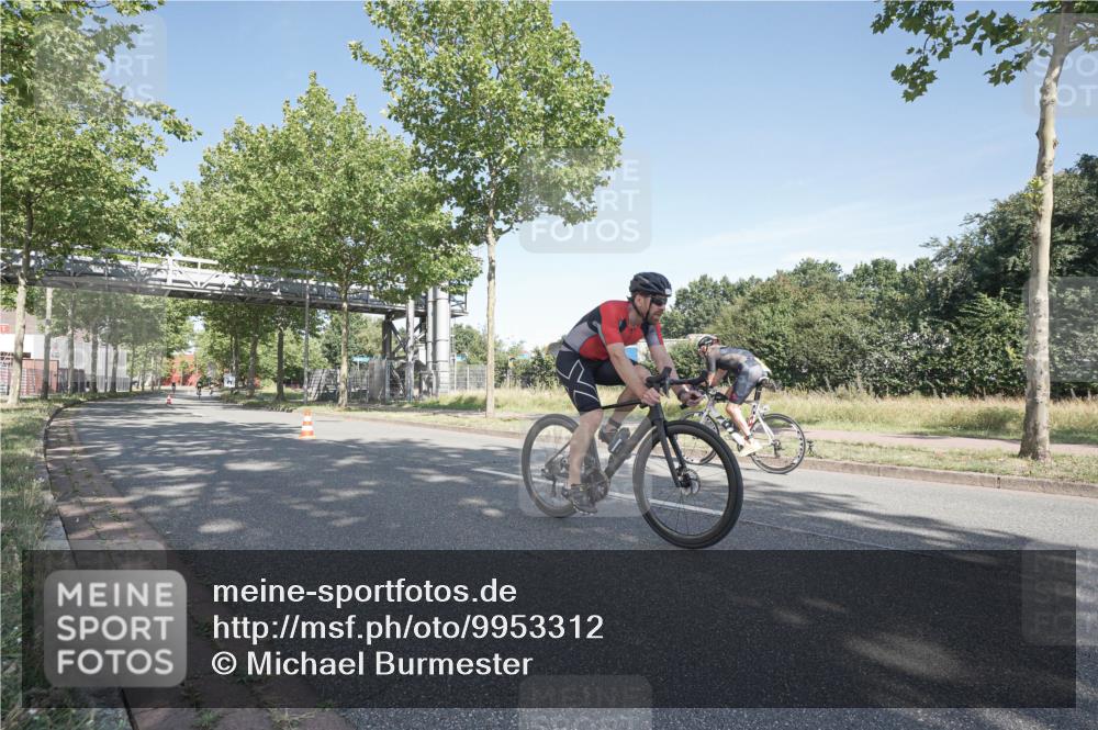 09.08.2026 - GEWOBA Citytriathlon Bremen Michael Burmester http://msf.ph/oto/9953312 09.08.2026 10:41:39 Radfahren 78, 161, 372, 377, 378, 412 meine-sportfotos.de