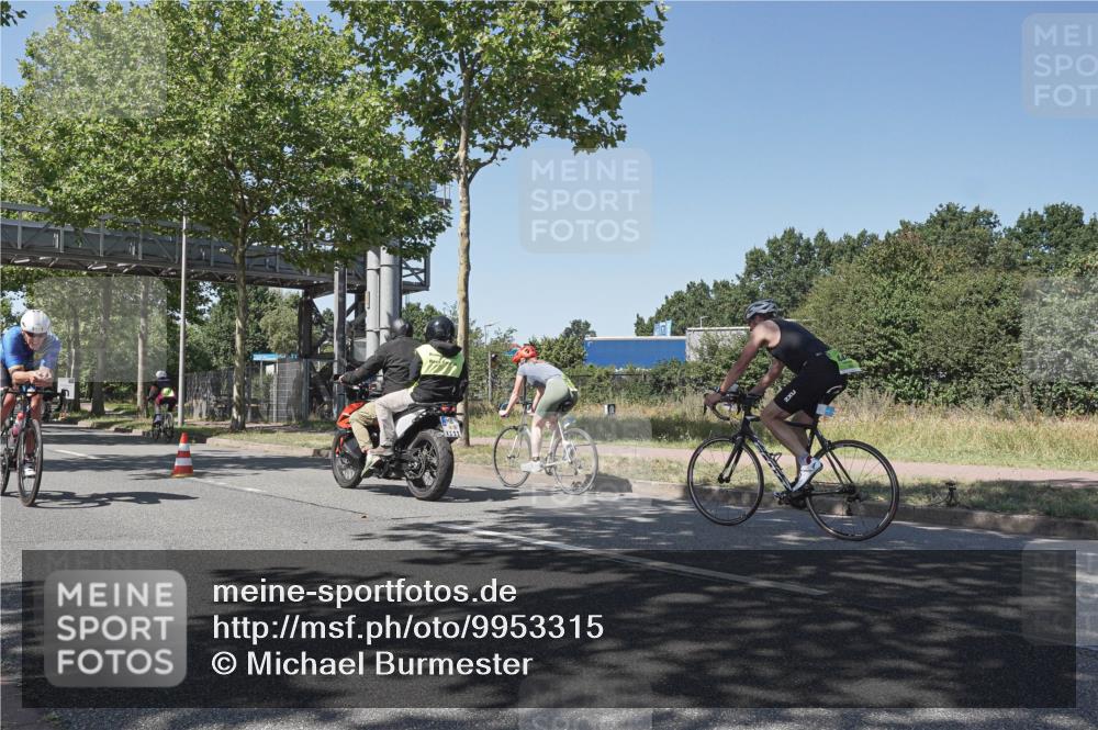 09.08.2026 - GEWOBA Citytriathlon Bremen Michael Burmester http://msf.ph/oto/9953315 09.08.2026 14:17:41 Radfahren 88, 106, 110, 193, 229, 256, 269, 274, 290, 293, 309, 316, 321, 337, 356, 378, 429, 457, 470, 485 meine-sportfotos.de