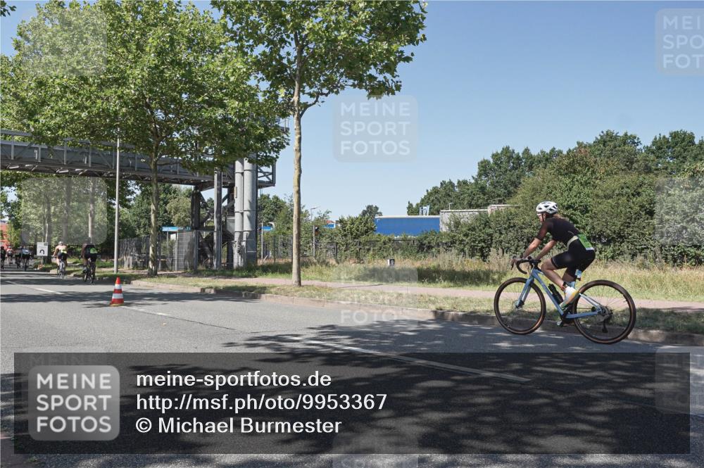 09.08.2026 - GEWOBA Citytriathlon Bremen Michael Burmester http://msf.ph/oto/9953367 09.08.2026 14:18:03 Radfahren 61, 65, 190, 205, 242, 292, 300, 305, 312, 320, 343, 362, 364, 371, 404 meine-sportfotos.de