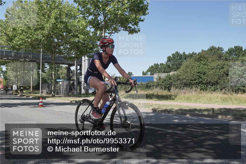 09.08.2026 - GEWOBA Citytriathlon Bremen Michael Burmester http://msf.ph/oto/9953371 09.08.2026 14:18:06 Radfahren 61, 65, 87, 190, 242, 292, 300, 305, 312, 343, 362, 364, 371, 404, 466 meine-sportfotos.de