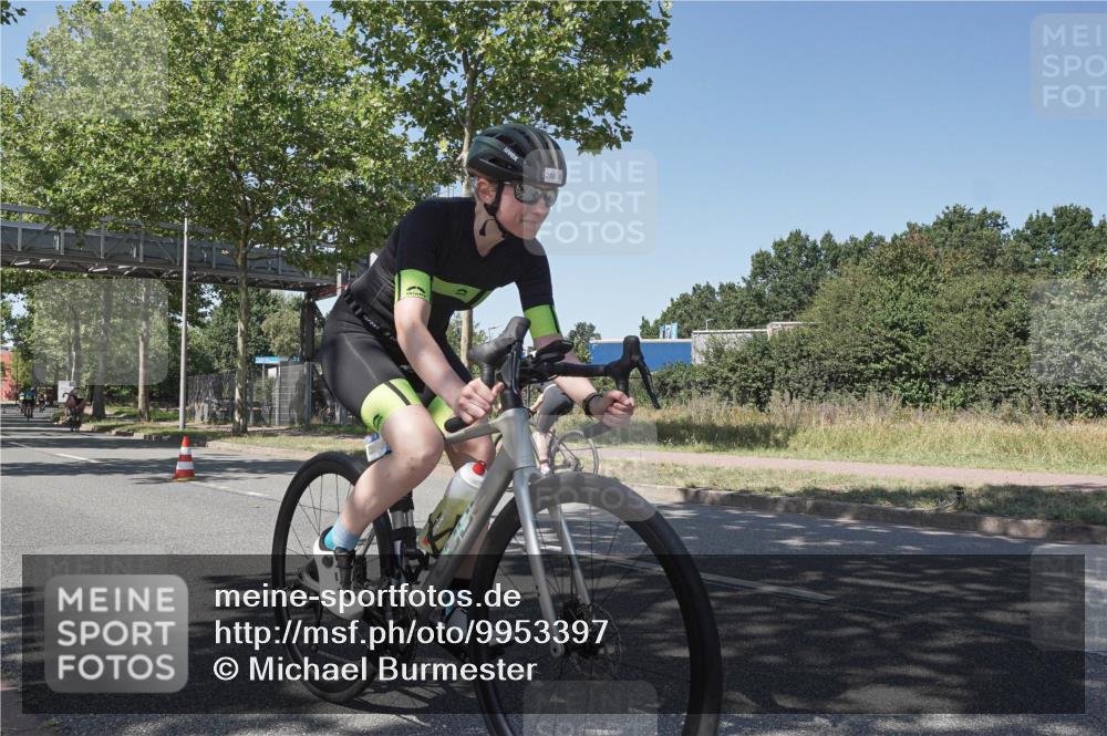 09.08.2026 - GEWOBA Citytriathlon Bremen Michael Burmester http://msf.ph/oto/9953397 09.08.2026 14:18:19 Radfahren 87, 207, 213, 242, 276, 288, 300, 363, 404, 453, 462, 466, 527 meine-sportfotos.de