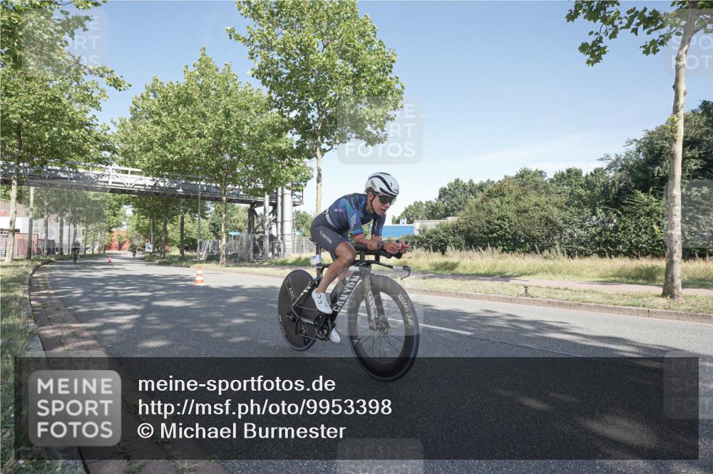 09.08.2026 - GEWOBA Citytriathlon Bremen Michael Burmester http://msf.ph/oto/9953398 09.08.2026 10:43:34 Radfahren 290, 293, 315, 319, 375, 463, 517 meine-sportfotos.de