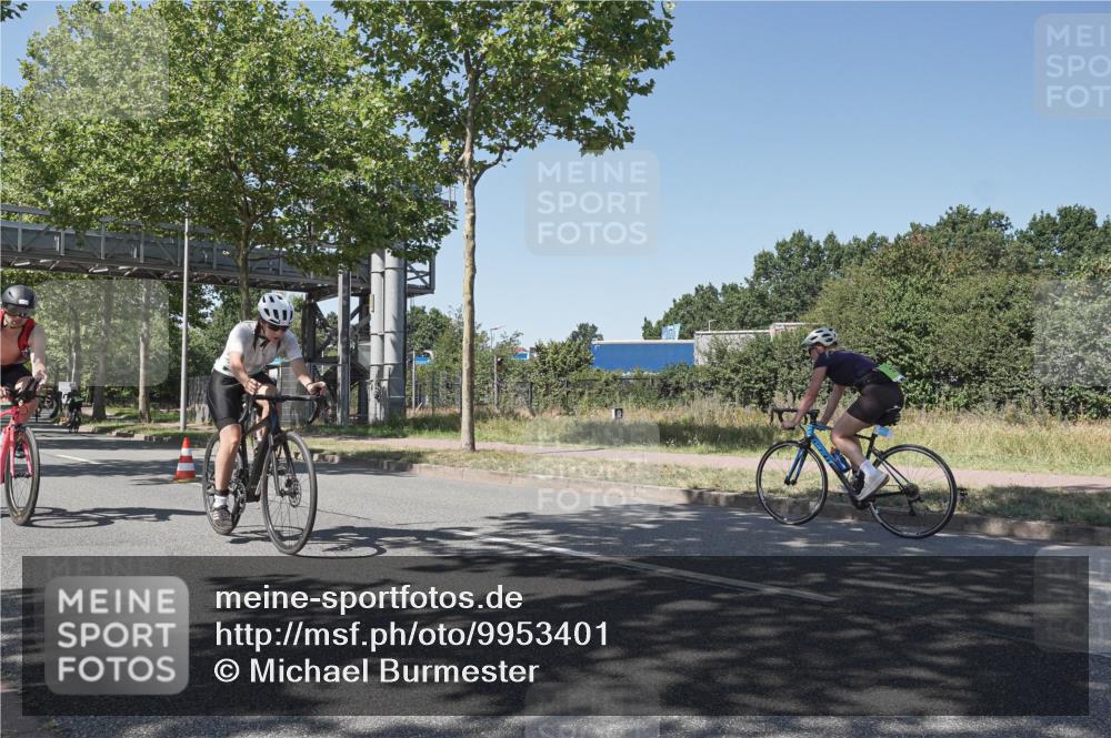 09.08.2026 - GEWOBA Citytriathlon Bremen Michael Burmester http://msf.ph/oto/9953401 09.08.2026 14:18:22 Radfahren 18, 87, 207, 213, 242, 276, 288, 307, 363, 404, 448, 453, 462, 466, 527 meine-sportfotos.de