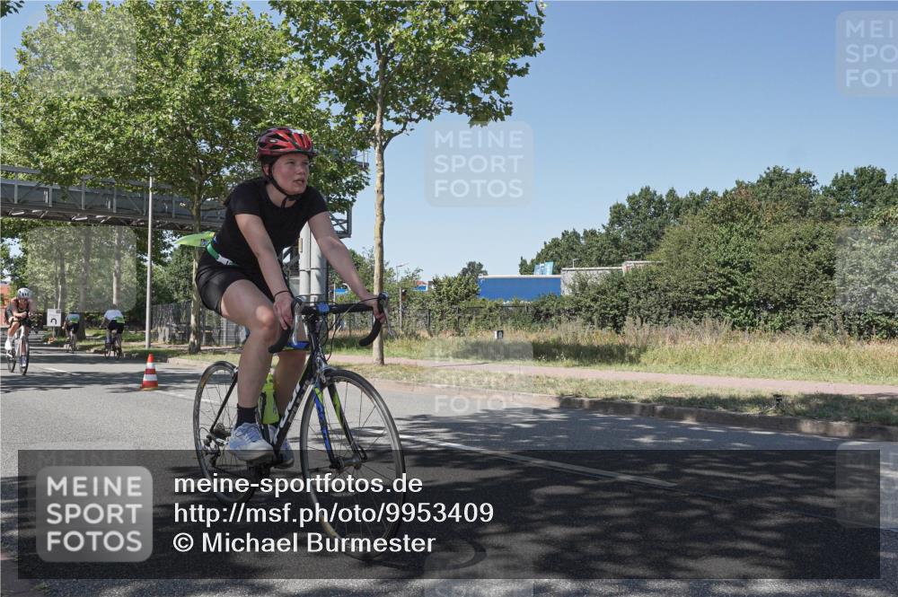 09.08.2026 - GEWOBA Citytriathlon Bremen Michael Burmester http://msf.ph/oto/9953409 09.08.2026 14:18:28 Radfahren 18, 202, 207, 213, 276, 280, 288, 307, 363, 369, 377, 448, 453, 462, 527 meine-sportfotos.de