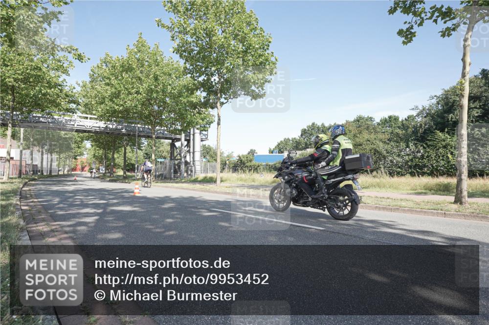 09.08.2026 - GEWOBA Citytriathlon Bremen Michael Burmester http://msf.ph/oto/9953452 09.08.2026 10:45:10 Radfahren 59, 221, 338, 342, 391, 395, 519 meine-sportfotos.de