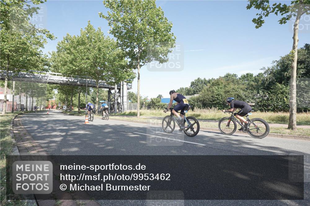 09.08.2026 - GEWOBA Citytriathlon Bremen Michael Burmester http://msf.ph/oto/9953462 09.08.2026 10:45:34 Radfahren 355 meine-sportfotos.de