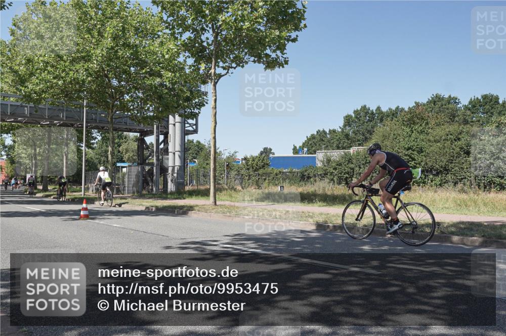 09.08.2026 - GEWOBA Citytriathlon Bremen Michael Burmester http://msf.ph/oto/9953475 09.08.2026 14:19:02 Radfahren 210, 223, 238, 244, 253, 306, 341, 344, 370, 373, 403, 455 meine-sportfotos.de