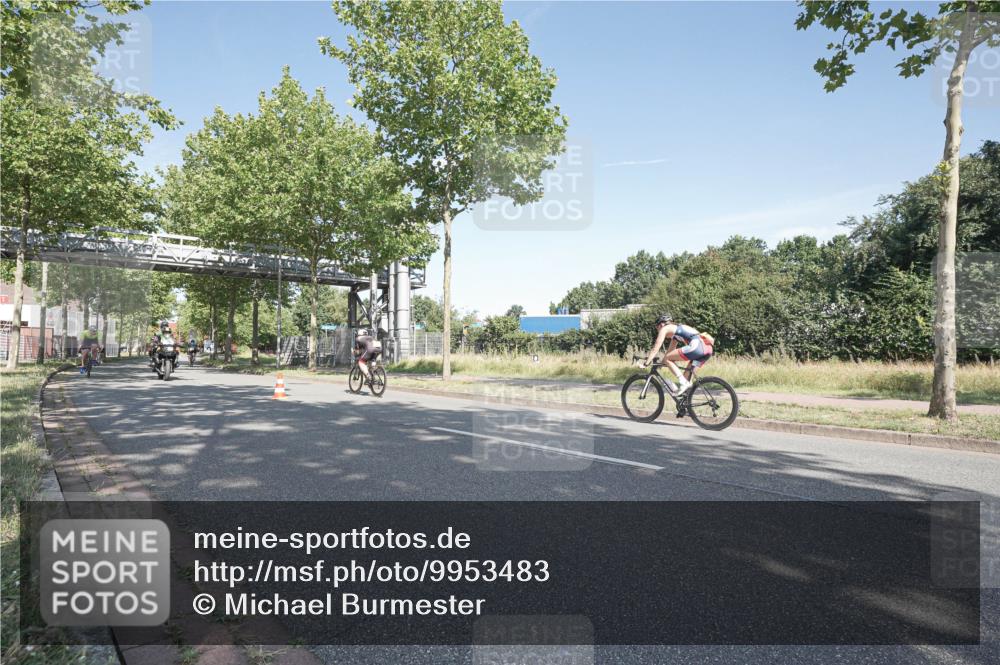 09.08.2026 - GEWOBA Citytriathlon Bremen Michael Burmester http://msf.ph/oto/9953483 09.08.2026 10:45:52 Radfahren 355, 400, 465, 478, 528 meine-sportfotos.de