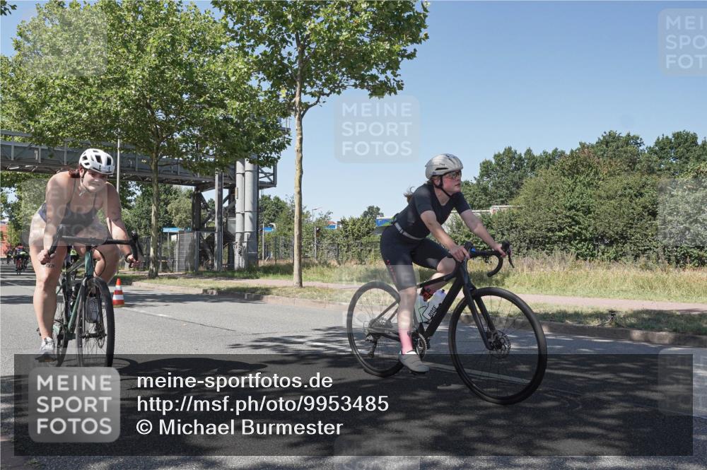 09.08.2026 - GEWOBA Citytriathlon Bremen Michael Burmester http://msf.ph/oto/9953485 09.08.2026 14:19:10 Radfahren 197, 204, 216, 223, 238, 253, 306, 341, 373 meine-sportfotos.de