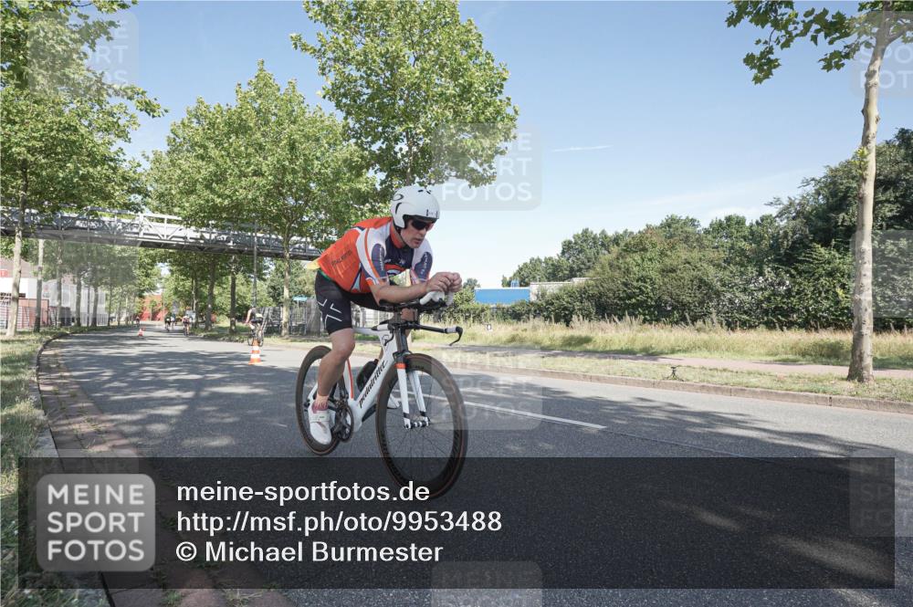 09.08.2026 - GEWOBA Citytriathlon Bremen Michael Burmester http://msf.ph/oto/9953488 09.08.2026 10:45:56 Radfahren 339, 400, 465, 478, 528 meine-sportfotos.de