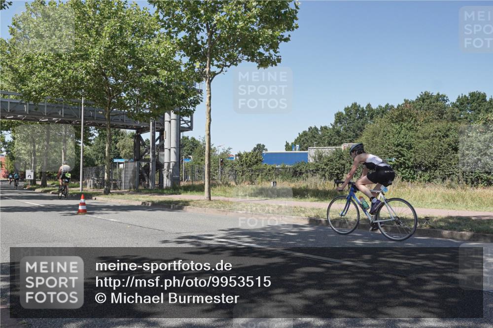 09.08.2026 - GEWOBA Citytriathlon Bremen Michael Burmester http://msf.ph/oto/9953515 09.08.2026 14:19:28 Radfahren 166, 197, 204, 230, 261, 281, 319, 330, 335, 342, 434, 487, 521, 523 meine-sportfotos.de