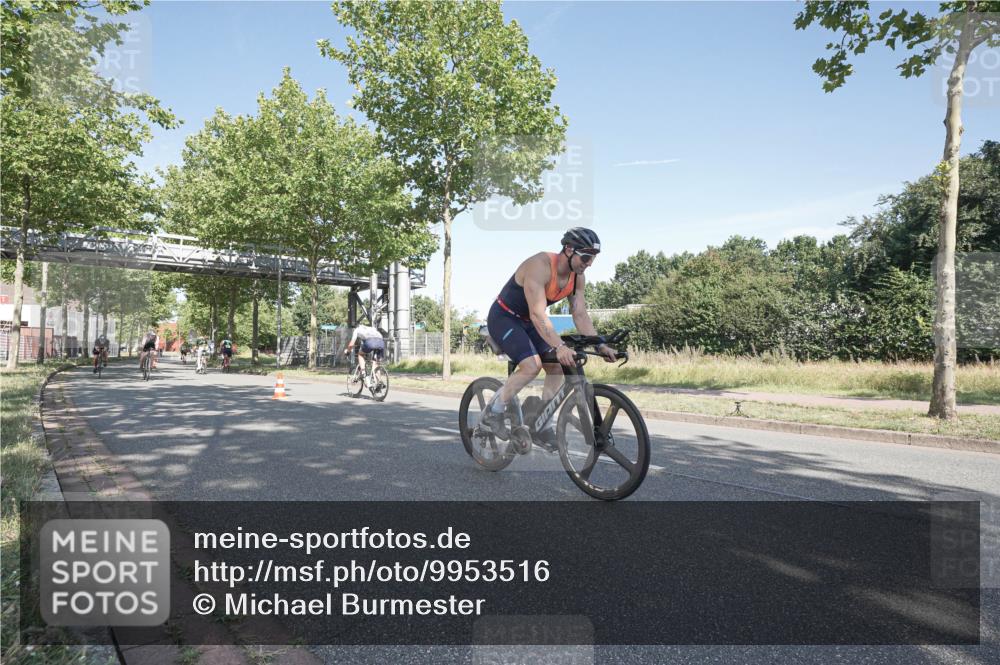 09.08.2026 - GEWOBA Citytriathlon Bremen Michael Burmester http://msf.ph/oto/9953516 09.08.2026 10:46:20 Radfahren 325, 328, 332, 343, 364, 366, 379, 408, 502 meine-sportfotos.de