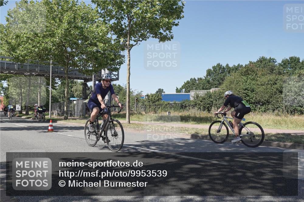 09.08.2026 - GEWOBA Citytriathlon Bremen Michael Burmester http://msf.ph/oto/9953539 09.08.2026 14:19:40 Radfahren 142, 166, 196, 206, 222, 230, 234, 239, 261, 262, 273, 281, 319, 326, 330, 342, 454, 521 meine-sportfotos.de