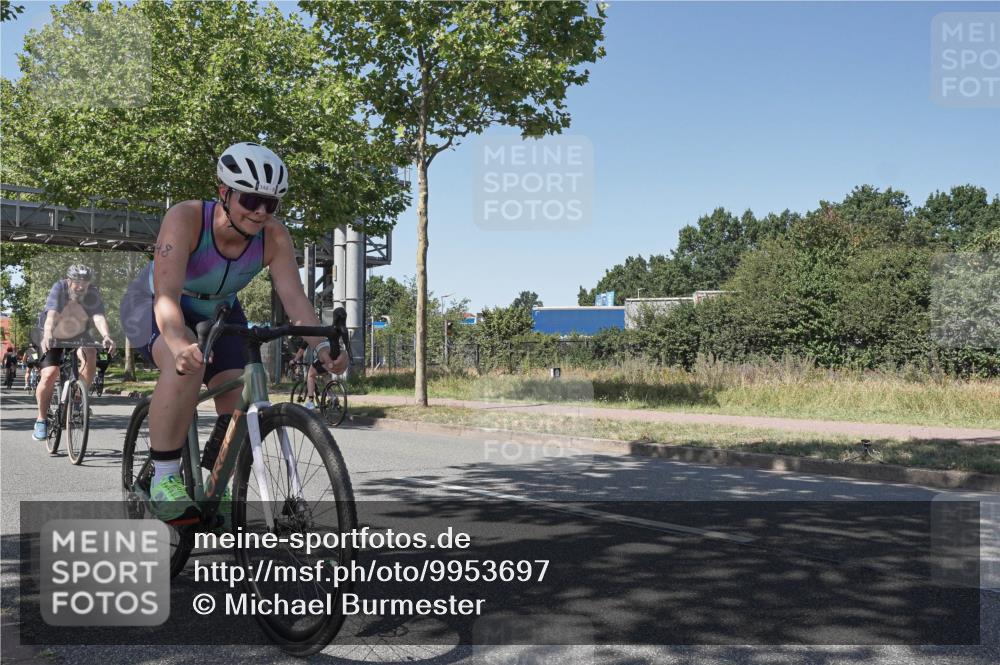 09.08.2026 - GEWOBA Citytriathlon Bremen Michael Burmester http://msf.ph/oto/9953697 09.08.2026 14:21:22 Radfahren 167, 299, 348, 388, 405, 412, 421, 422, 428, 440, 493 meine-sportfotos.de
