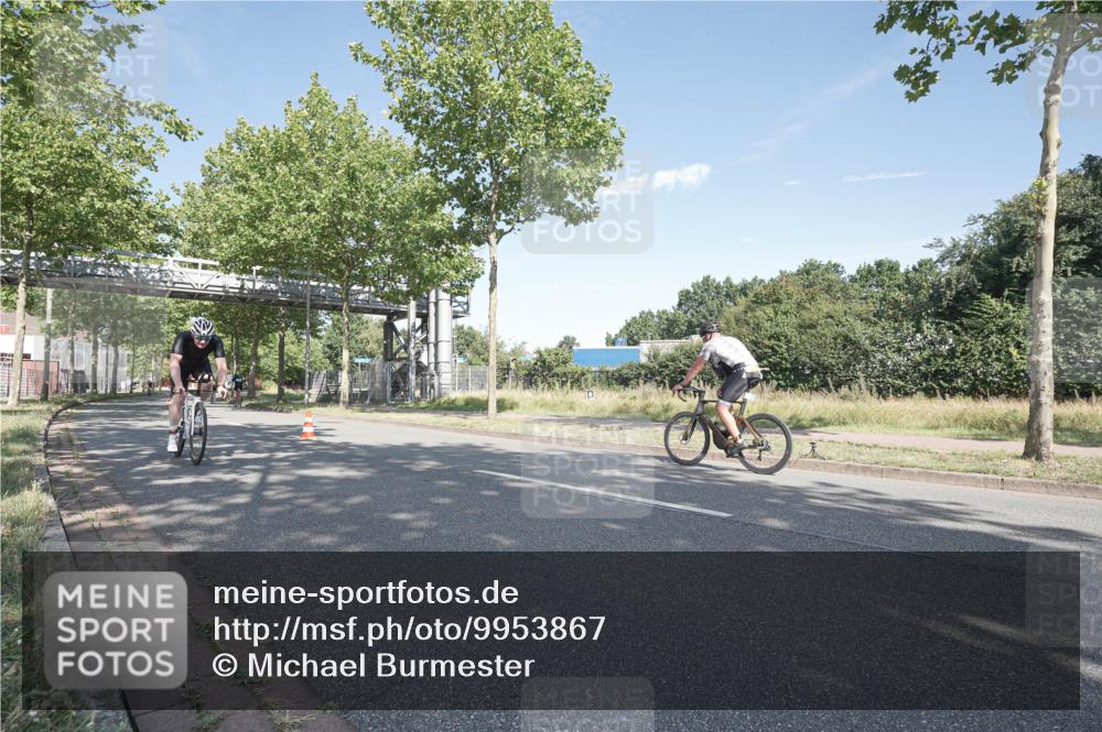 09.08.2026 - GEWOBA Citytriathlon Bremen Michael Burmester http://msf.ph/oto/9953867 09.08.2026 10:52:03 Radfahren 15, 141, 448, 455, 483, 484, 515 meine-sportfotos.de