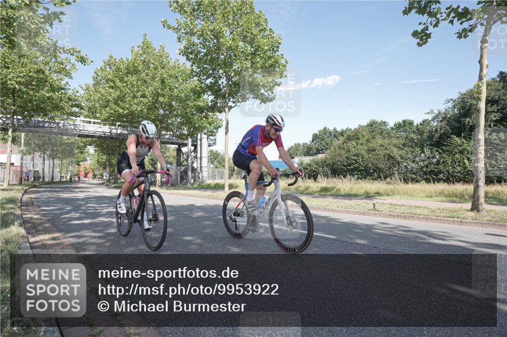 09.08.2026 - GEWOBA Citytriathlon Bremen Michael Burmester http://msf.ph/oto/9953922 09.08.2026 10:52:57 Radfahren 175, 181, 241, 305, 353, 445, 521 meine-sportfotos.de