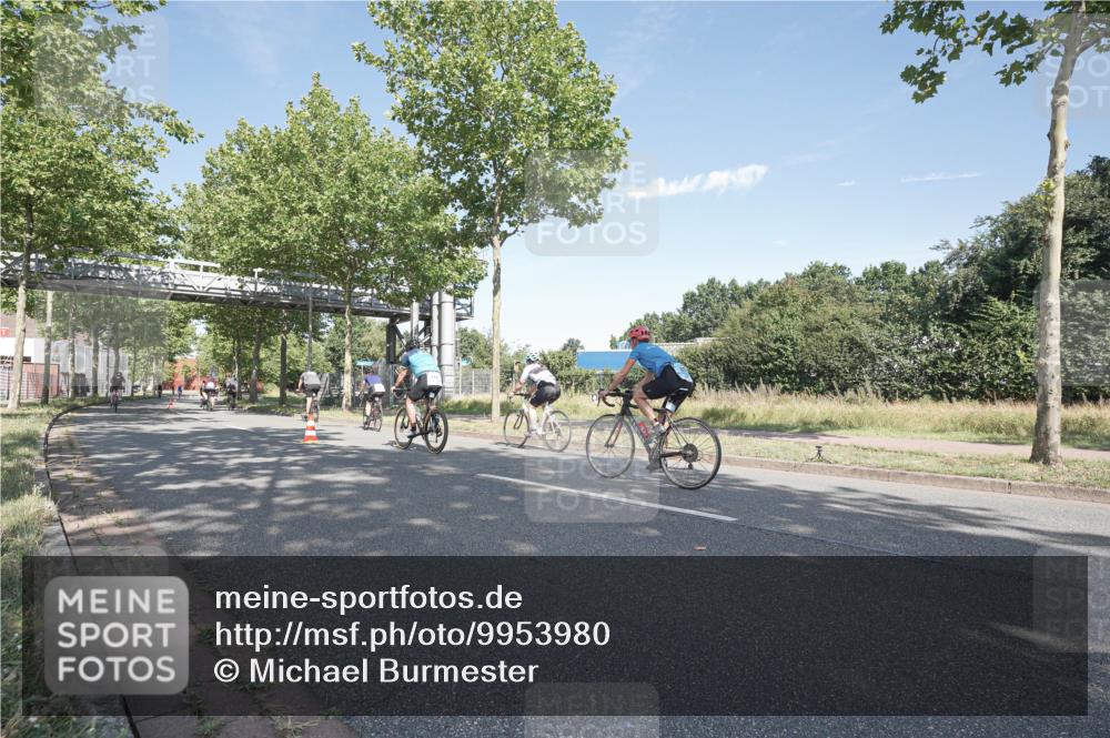09.08.2026 - GEWOBA Citytriathlon Bremen Michael Burmester http://msf.ph/oto/9953980 09.08.2026 10:53:42 Radfahren 3, 107, 153, 292, 433, 439, 492, 495 meine-sportfotos.de