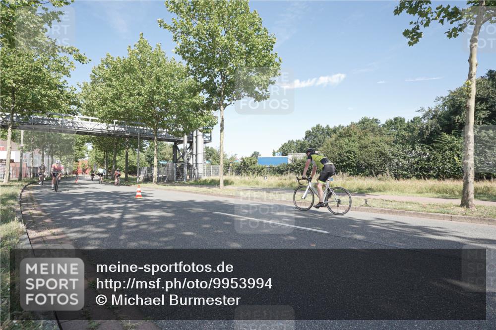 09.08.2026 - GEWOBA Citytriathlon Bremen Michael Burmester http://msf.ph/oto/9953994 09.08.2026 10:53:53 Radfahren 153, 193, 292, 367, 433, 473, 492, 501 meine-sportfotos.de