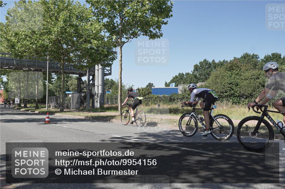 09.08.2026 - GEWOBA Citytriathlon Bremen Michael Burmester http://msf.ph/oto/9954156 09.08.2026 14:28:07 Radfahren 67, 72, 177, 331, 444 meine-sportfotos.de
