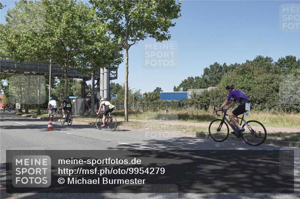 09.08.2026 - GEWOBA Citytriathlon Bremen Michael Burmester http://msf.ph/oto/9954279 09.08.2026 14:29:53 Radfahren 123, 164, 418, 469 meine-sportfotos.de