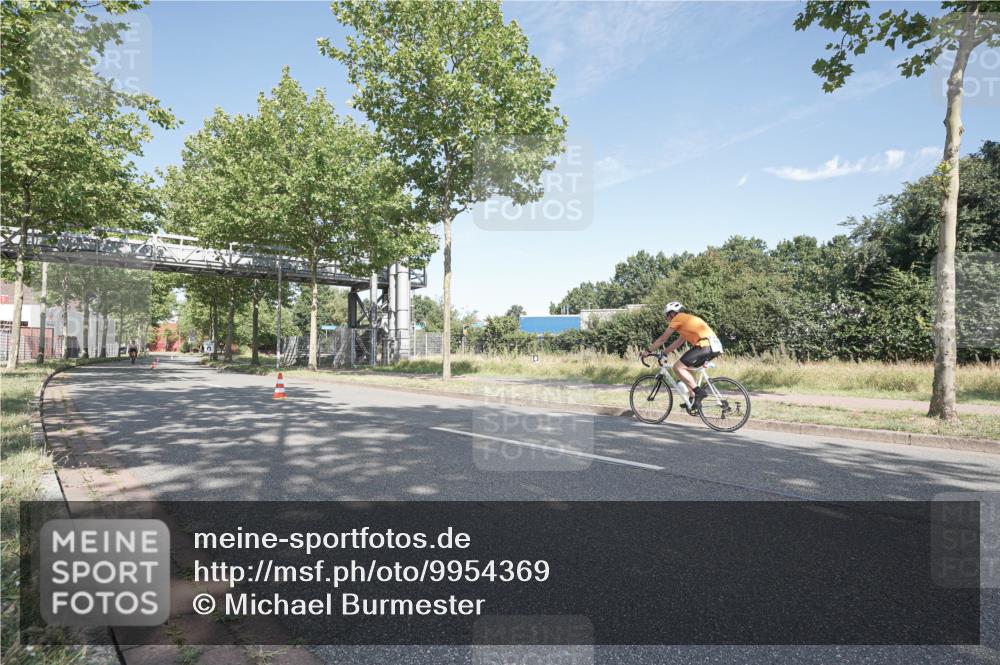 09.08.2026 - GEWOBA Citytriathlon Bremen Michael Burmester http://msf.ph/oto/9954369 09.08.2026 11:02:48 Radfahren 229 meine-sportfotos.de