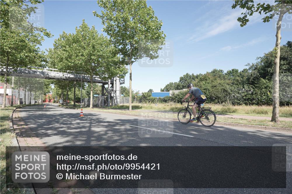 09.08.2026 - GEWOBA Citytriathlon Bremen Michael Burmester http://msf.ph/oto/9954421 09.08.2026 11:09:19 Radfahren  meine-sportfotos.de