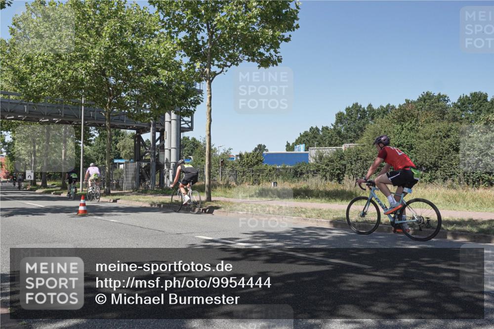 09.08.2026 - GEWOBA Citytriathlon Bremen Michael Burmester http://msf.ph/oto/9954444 09.08.2026 14:32:34 Radfahren 2, 22, 44, 76, 83, 396 meine-sportfotos.de