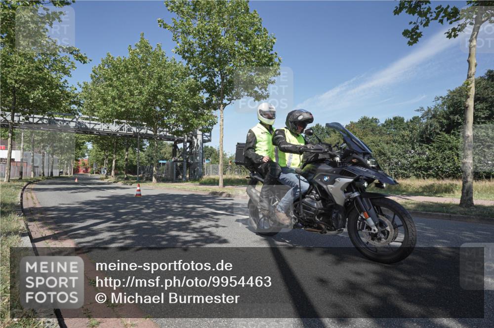 09.08.2026 - GEWOBA Citytriathlon Bremen Michael Burmester http://msf.ph/oto/9954463 09.08.2026 12:02:11 Radfahren  meine-sportfotos.de