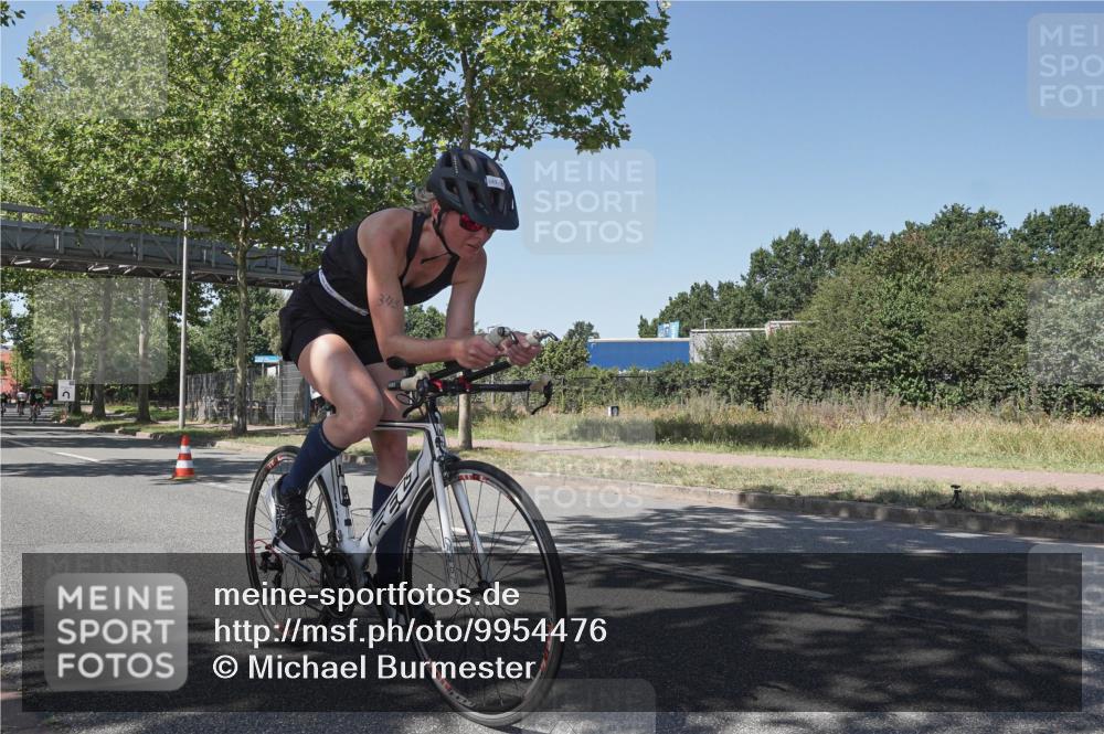 09.08.2026 - GEWOBA Citytriathlon Bremen Michael Burmester http://msf.ph/oto/9954476 09.08.2026 14:32:57 Radfahren 9, 19, 38, 148, 257, 302, 349 meine-sportfotos.de